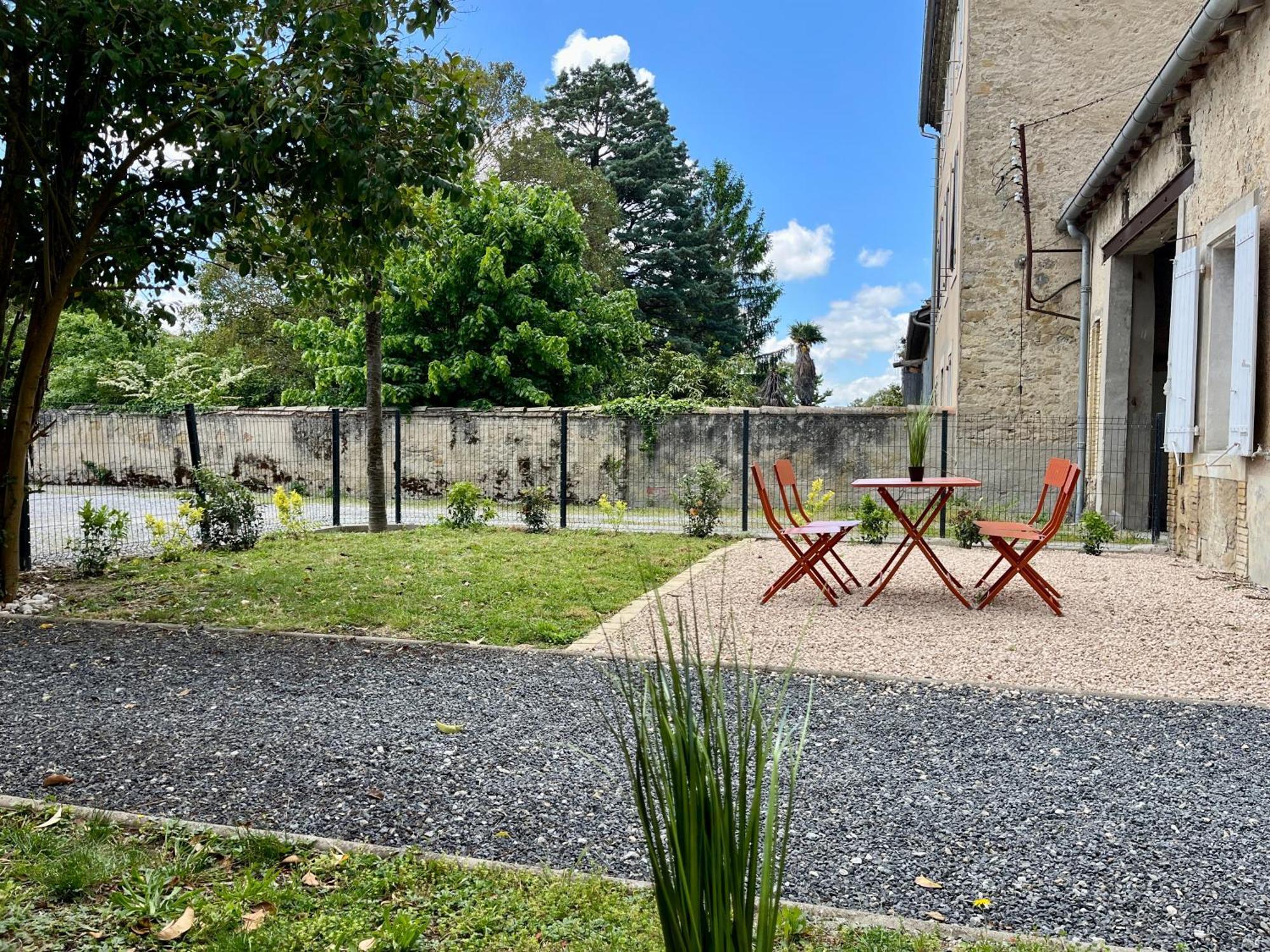 Le Riquet - Parking Et Jardin Prive, Clim, Rdc Castelnaudary Dış mekan fotoğraf